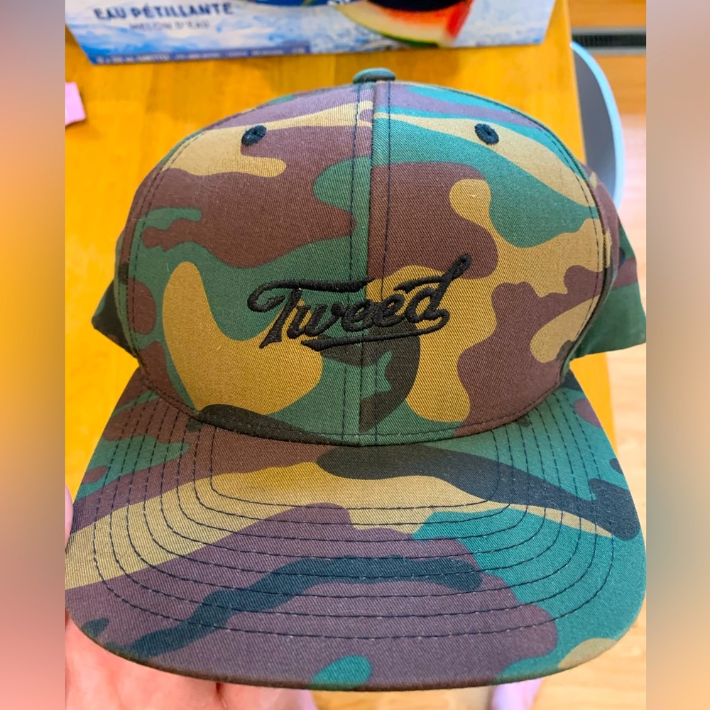Tweed, camo baseball cap.